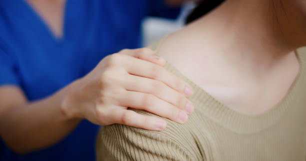How to relieve shoulder pain after laparoscopic surgery at home - Kapadia Hospital Mumbai